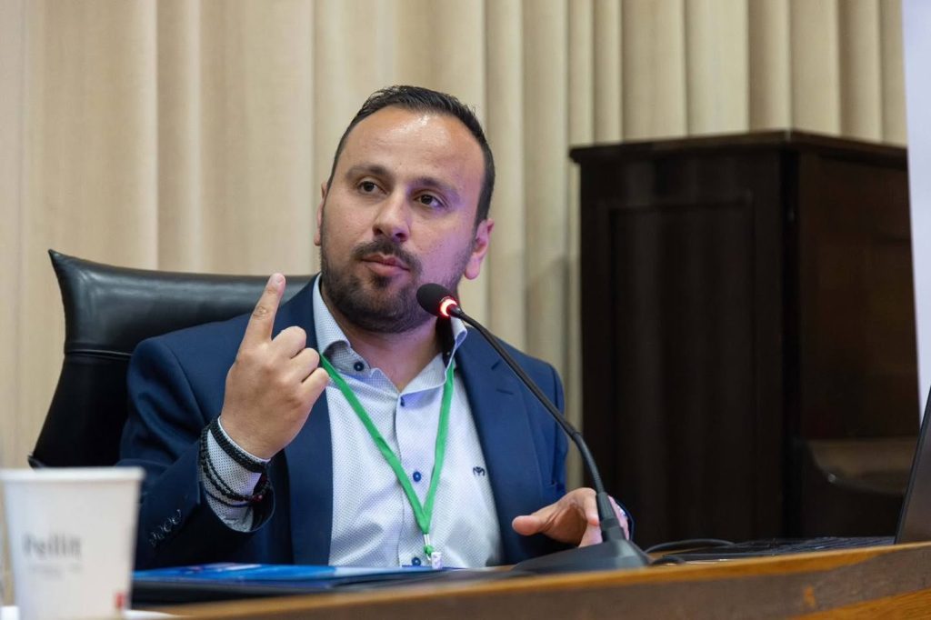 Η τεχνολογία όπως και οι νόμοι έχουν αξία μόνο όταν κάνουν τη ζωή του πολίτη πιο εύκολη.