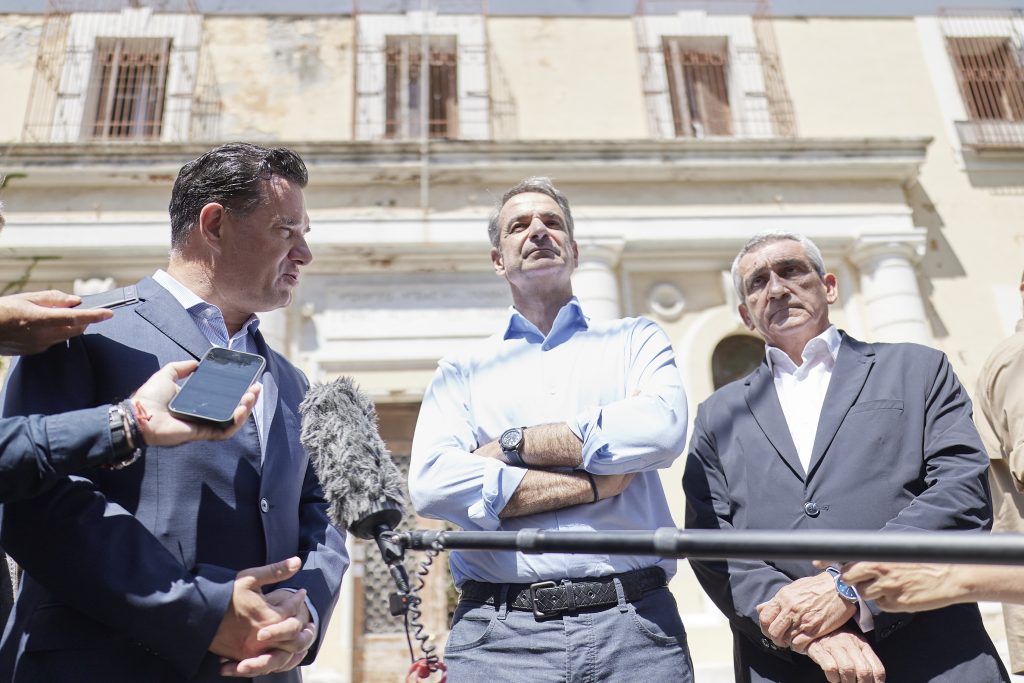 Ο Πρωθυπουργός στο παλαιό νοσοκομείο, το Λιμάνι της Ρόδου και την Περιφέρεια Νοτίου Αιγάιου
