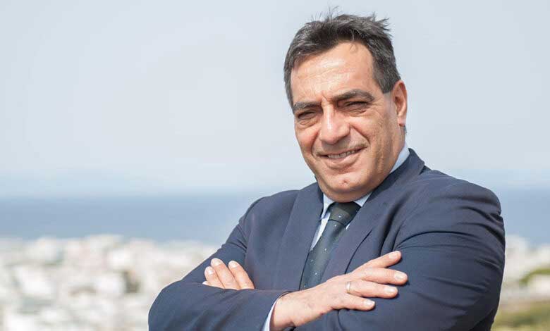 Δεν μιλάς, ειδικά όταν οδήγησες σε ήττα τον Καμπουράκη και μετά πήγες στον Κολιάδη