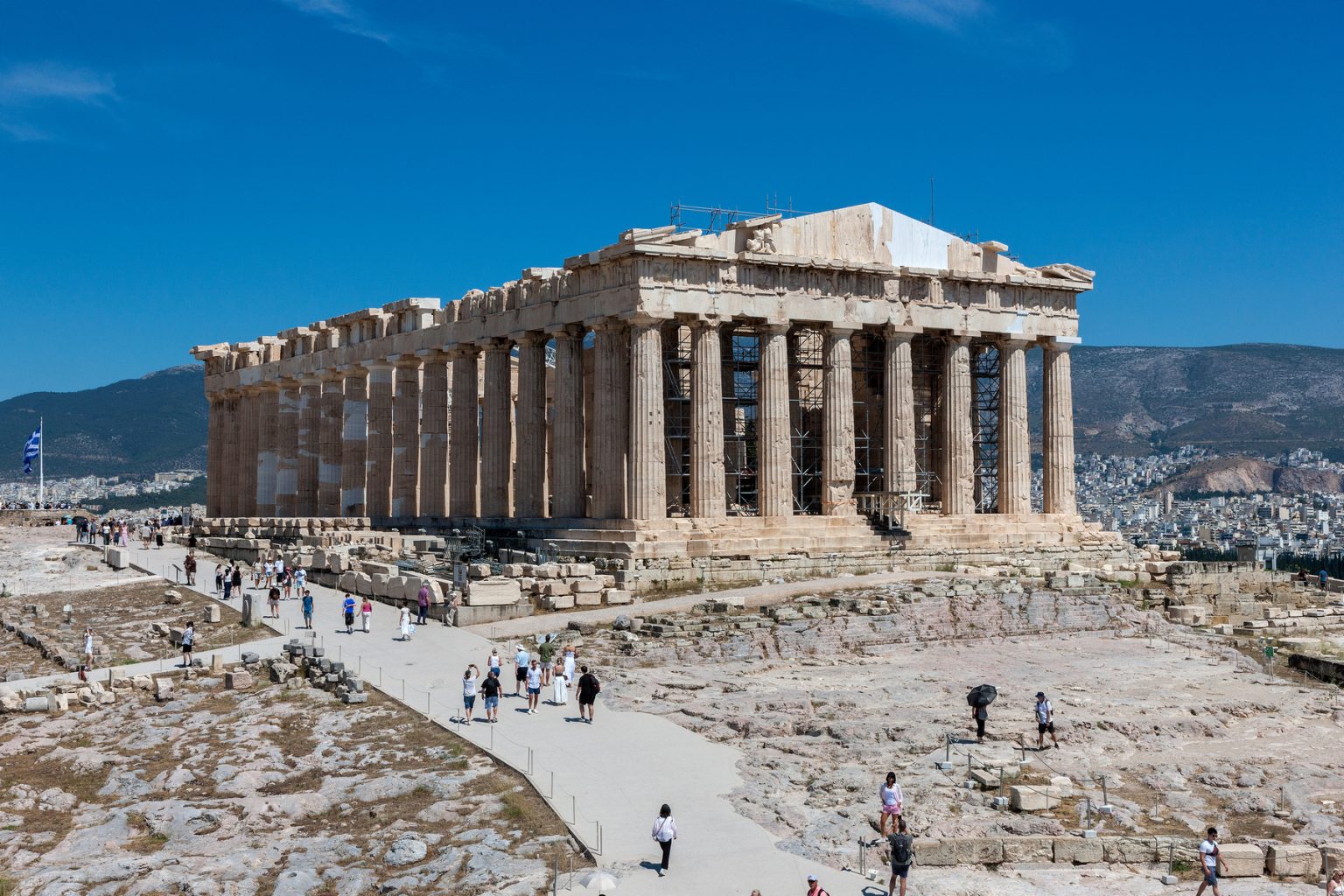Λίνα Μενδώνη: Το δυτικό αέτωμα του Παρθενώνα συμπληρώνεται μετά από 220 χρόνια.