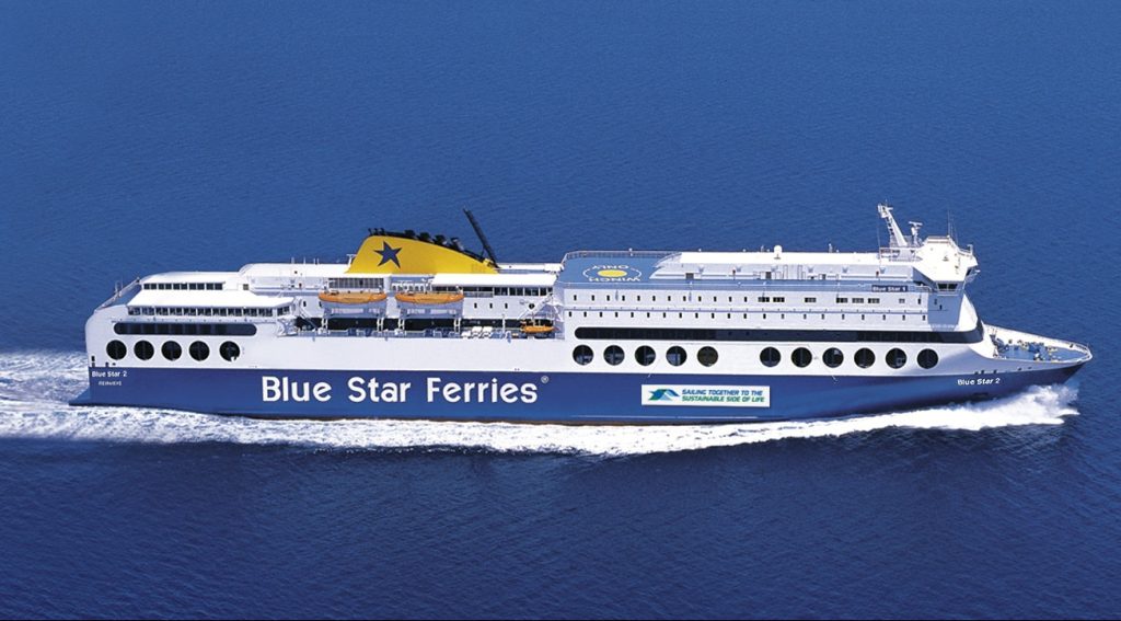 Τηλεφώνημα για βόμβα στο Blue Star 2 με 1.050 επιβαίνοντες. – Καταπλέει στο λιμάνι του Λαυρίου