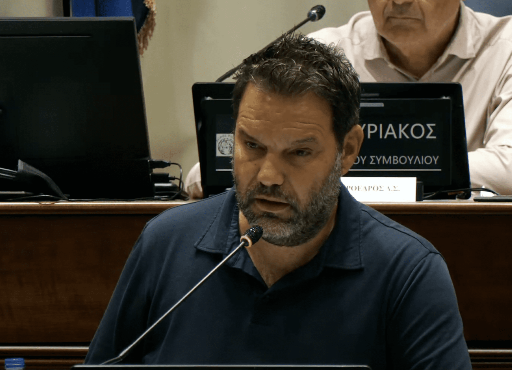 Ο “νταής” δήμαρχος ξαναχτύπησε!