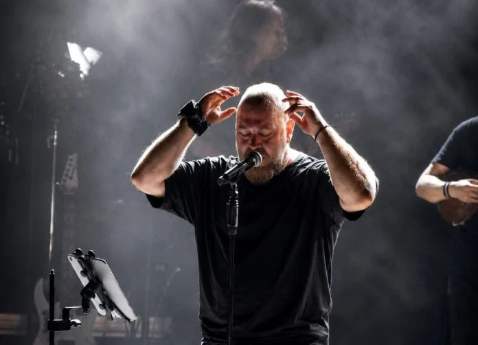Γιώργος Αλκαίος: Το απόλυτο sold out στο Φεστιβάλ Μονής Λαζαριστών
